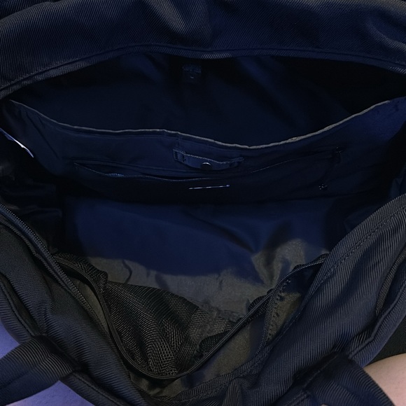 Lululemon go getter bag 2.0 25L brand new - Picture 6 of 6